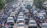 Ngày đầu bỏ giấy đi đường, Hà Nội lại đông nghìn nghịt
