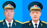 Hai phi công Khuất Mạnh Trí (ảnh phải) và Phạm Giang Nam được truy thăng quân hàm.