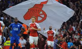 Arsenal thắng nghẹt thở Leicester ở trận mở màn Ngoại hạng Anh