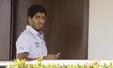 Luis Suarez CHÍNH THỨC chia tay World Cup 