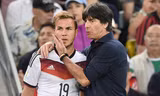 Loew dùng chiêu khích tướng với Gotze
