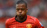 M.U cho Patrice Evra cơ hội cuối để ở lại 