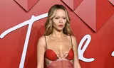 Trang phục của Rita Ora bị chê thô tục