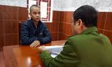 Đối tượng Thiện khai báo tại cơ quan công an. Ảnh: N. Thái 