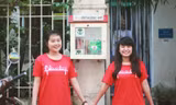 Độc đáo tủ sách không khóa