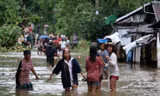 Bão Urduja khiến tỉnh Đông Samar ngập lụt nặng nề. Ảnh: AFP