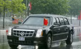 Tổng thống Obama tạm biệt Hà Nội trong mưa
