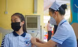 Vì sao rất nhiều trẻ tại TPHCM chưa tiêm vắc xin COVID-19?