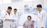 Mắc hội chứng hiếm gặp, mẹ con sản phụ nguy kịch