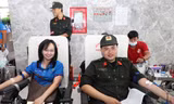 Sinh viên Văn Hiến góp giọt máu tình nguyện trong Tháng Thanh niên 
