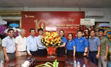 Thành Đoàn TPHCM thăm, chúc mừng báo Tiền Phong nhân kỷ niệm 100 năm Báo chí cách mạng Việt Nam