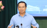 Chủ tịch TPHCM: Không chấp nhận 'ọp ẹp' ở đất kim cương, đất vàng 
