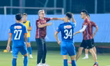 Cận cảnh buổi tập đầu tiên của ĐT Việt Nam trước các trận giao hữu đỉnh cao với Trung Quốc, Hàn Quốc