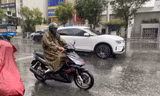 TPHCM cuối tuần có mưa trái mùa kèm các hiện tượng cực đoan 