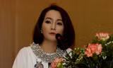 Mai Thu Huyền trong buổi ra mắt phim "Những ngọn nến trong đêm" phần hai.