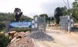 Một trang trại xây dựng trái phép trên núi Hòn Rồng chưa bị xử lý