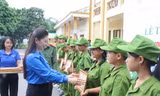 Thiếu nhi Sơn La học làm chiến sĩ công an