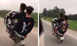 Các thanh thiếu niên có hành vi bốc đầu xe máy bị người dân quay clip gửi cơ quan công an để xử lý
