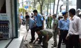 Quản lý vỉa hè: Bên thu tiền, bên không cho bán