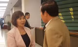 Thứ trưởng Hồ Thị Kim Thoa bên lề phiên họp Uỷ ban Thường vụ Quốc hội, ngày 20/2