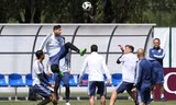 Argentina xuất quân: Messi phải nhìn Ronaldo mà học tập!