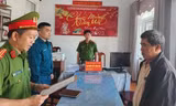 Bắt tạm giam thuyền trưởng vụ lật ca nô 17 người chết trên biển Cửa Đại
