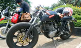Yamaha SR500 độ kiểu 'cà phê bụi' ở Sài Gòn