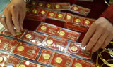 Giá vàng tiếp tục tăng