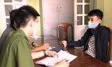 Đối tượng Nguyễn Ngọc Thiện tại cơ quan công an. Ảnh: baothuathienhue.vn