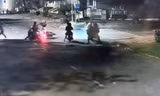 Giật túi xách bất thành, nhóm thanh niên dùng bình xịt hơi cay tấn công nạn nhân