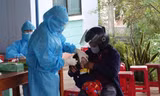 Lấy mẫu xét nghiệm SARS-CoV-2.