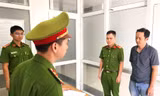 Phó giám đốc tham ô 2,1 tỷ đồng tiền bán ô tô để đánh bạc