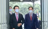 Bộ trưởng Ngoại giao Bùi Thanh Sơn và Bộ trưởng Ngoại giao Lào Saleumxay Kommasith. (Ảnh: Mofa) 
