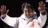 Thủ tướng Nhật Bản Shinzo Abe có thể tận dụng thắng lợi bầu cử để đẩy mạnh cải cách kinh tế, tập trung hơn cho việc sửa đổi hiến pháp hòa bình…Ảnh: Japan Times