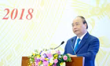Thủ tướng Nguyễn Xuân Phúc phát biểu kết luận Hội nghị trực tuyến Chính phủ với các địa phương. Ảnh: H.N