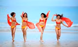 Bikini Vietjet xuất hiện tại cuộc thi “Gương mặt thương hiệu”