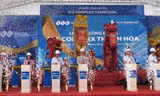 Bấm nút khởi công dự án.