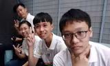 Bốn thí sinh tranh tài trong chung kết Olympia 20. Ảnh: FBCT
