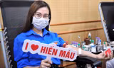 Những giọt máu ấm nóng tình người trong dịch COVID-19