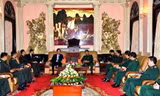 Trung tướng Võ Văn Tuấn, Phó Tổng tham mưu trưởng QĐND Việt Nam tiếp Đại sứ Trung Quốc tại Việt Nam Hồng Tiểu Dũng. Ảnh: Báo Quân đội Nhân dân.