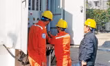 Kiểm tra thiết bị trạm biến áp.