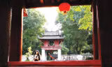 Khuê Văn Các, biểu tượng của Thủ đô, đang chờ tu bổ. Ảnh: Hồng Vĩnh.