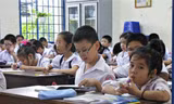 Trường học quá tải do di dân