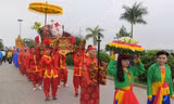 Lễ rước kiệu Ngọc Lộ trong Lễ hội khai ấn Đền Trần Xuân Ất Mùi. Ảnh: Thùy Dung.