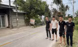 Nhờ người tình bẫy 'đối thủ' đến rồi dùng kiếm Nhật đâm 