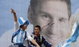 Messi được chào đón như người hùng ở Argentina