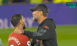 HLV Liverpool 'bóp cổ' sao MU sau trận thua 