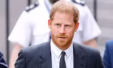 Harry từ bỏ quyền cư trú ở Anh