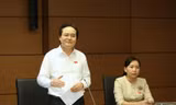 Bộ trưởng Phùng Xuân Nhạ phát biểu tại phiên thảo luận (ảnh Như Ý)