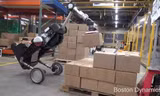 Robot hình chim xếp hàng hóa trong tích tắc